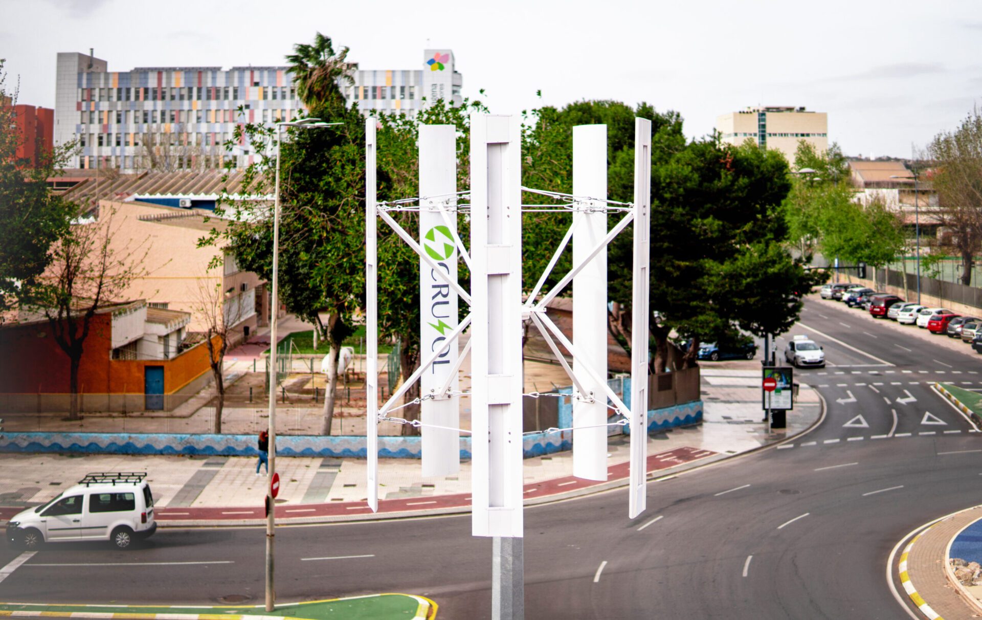 Aerogenerador de eje vertical en el Campus del Paseo Alfonso XIII, Cartagena.