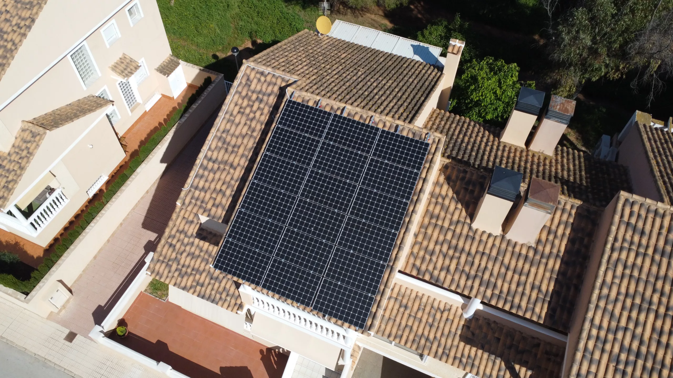 Crusol Instalación Fotovoltaica Autoconsumo